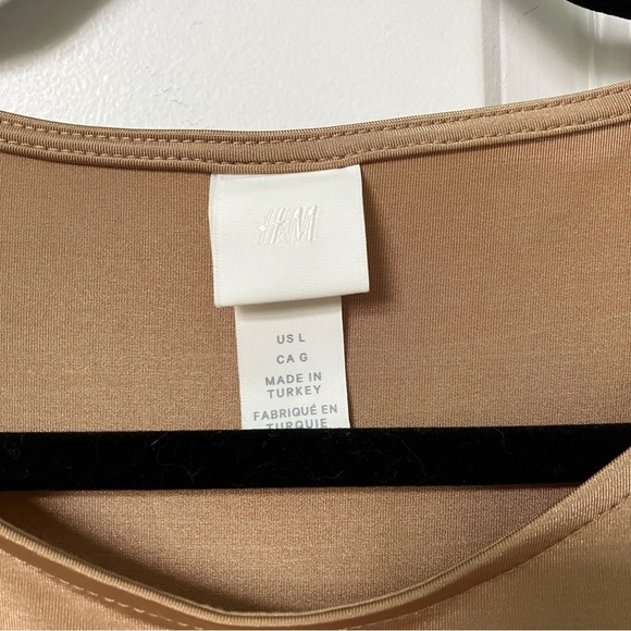 H&M Tan Flutter Sleeve Stretch Maxi Dress - Picture 10 of 10